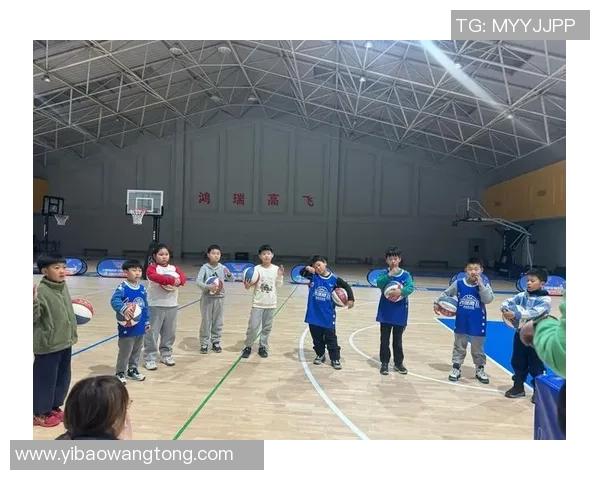 4到7岁儿童篮球训练游戏的趣味探索与技能提升活动设计